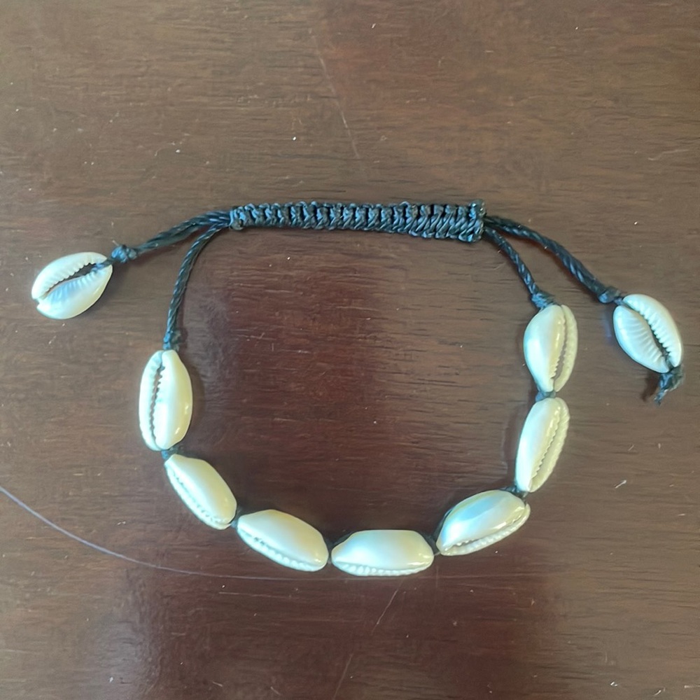 Bohemian Cowrie Shell Bracelet Adjustable